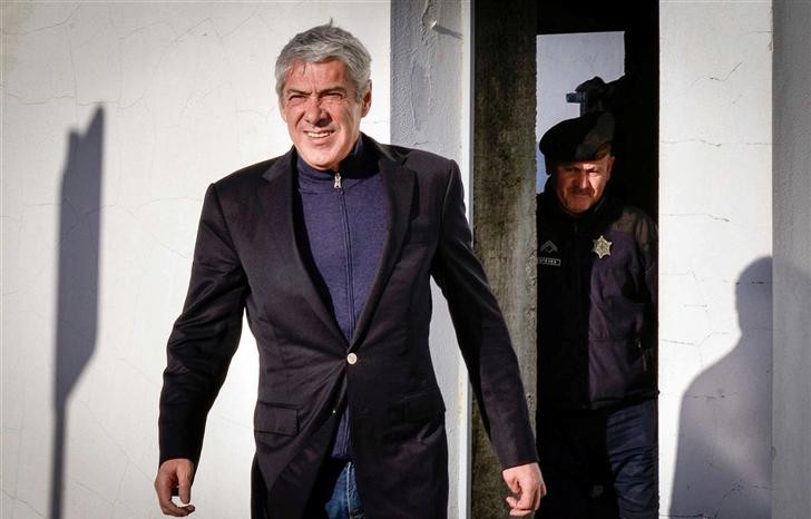 Ministério Público atribui seis crimes a José Sócrates