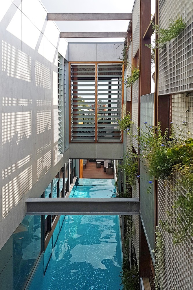 casa_piscina_salon_06