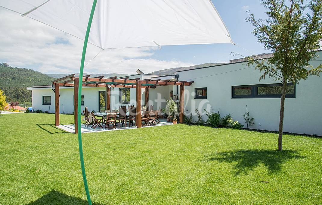 h.9276902.1070.680.0.ffffff.wm_.9c667c1c