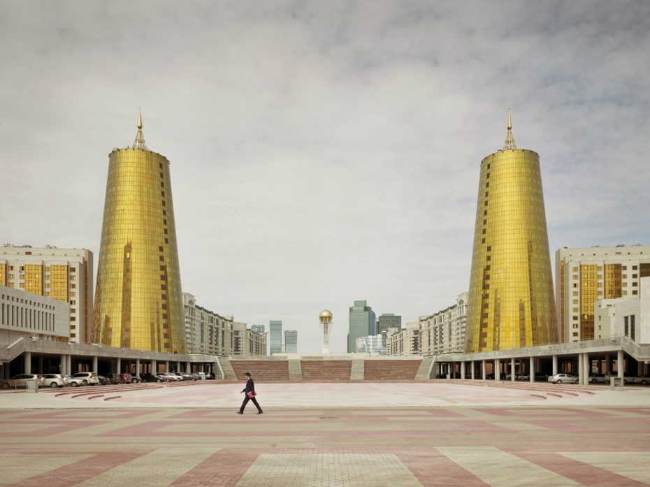 imp_ministry_buildings_astana_2012frankherfort