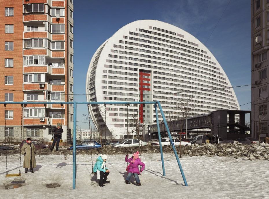imp_parus_building_moscow_2010afrankherfort