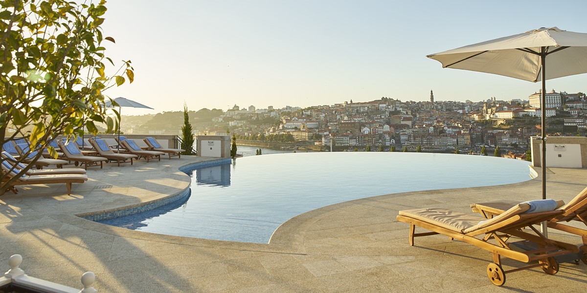 Tomar um banho na piscina mais bonita da Europa Tomar um banho no Porto