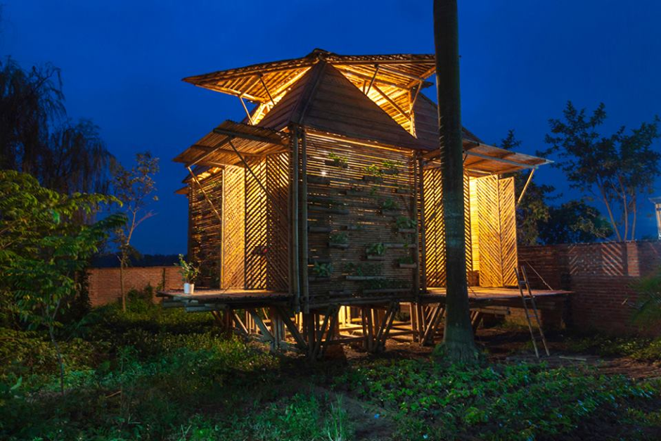 Uma casa resistente a inundações bambu_05