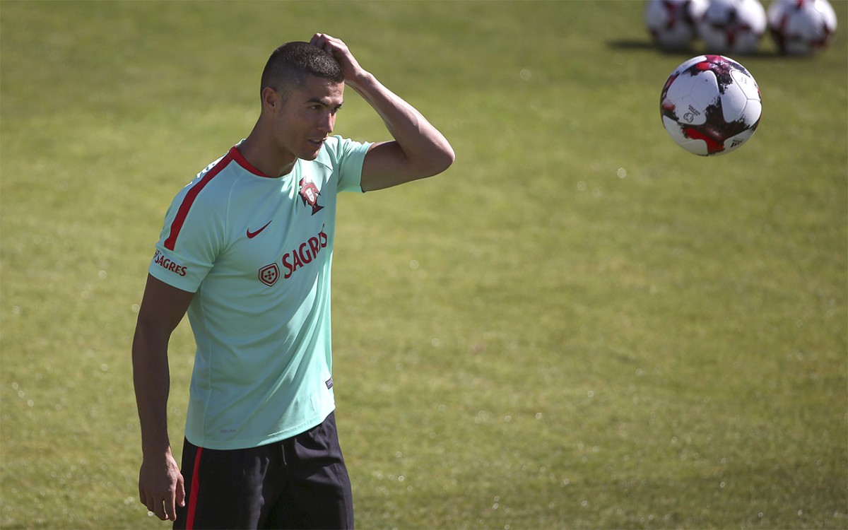 Ronaldo acusado de fugir aos impostos em Espanha