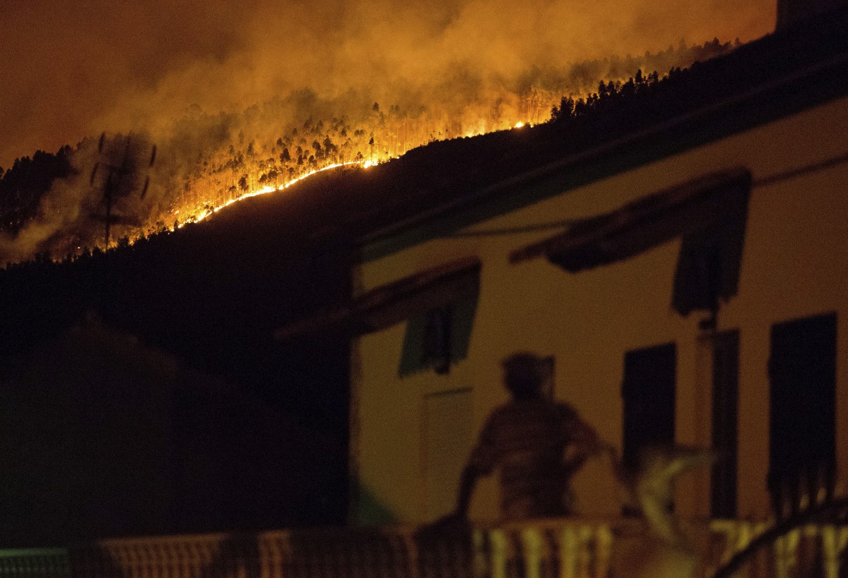 Incêndios: 30 casas destruídas em Castanheira de Pera
