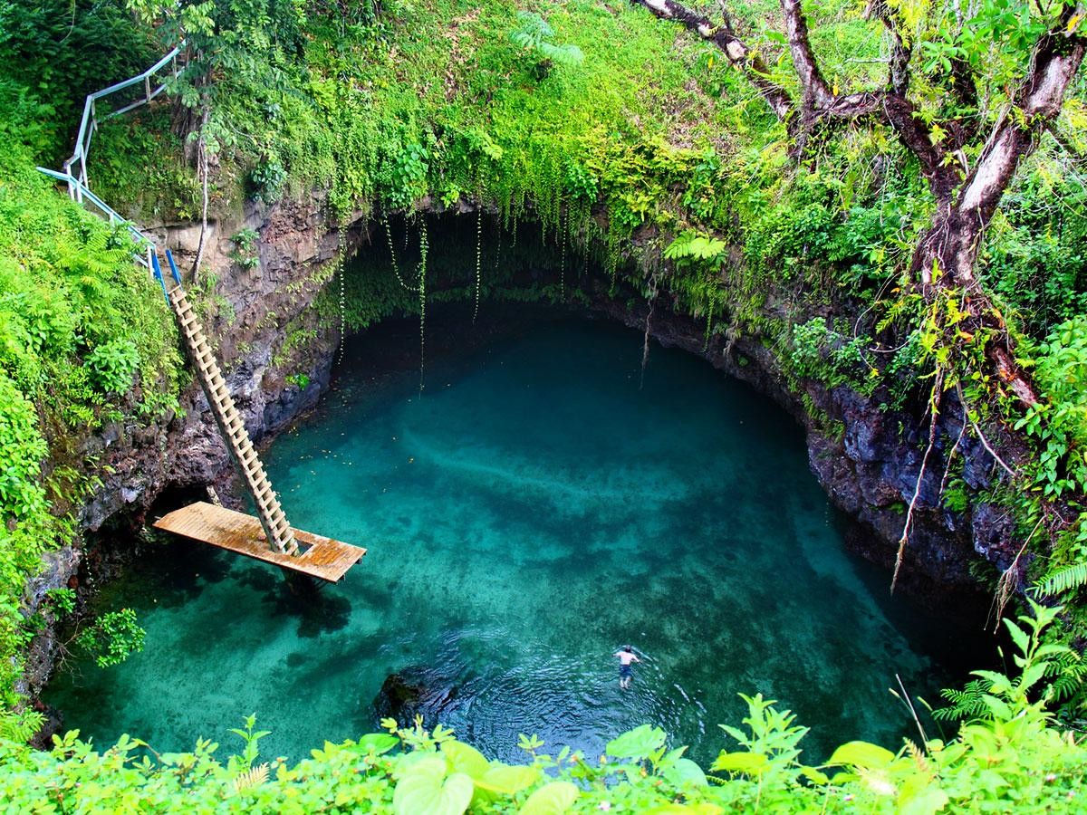 Tosua Ocean Trench (Samoa) tosua_ocean_trench_samoa_0