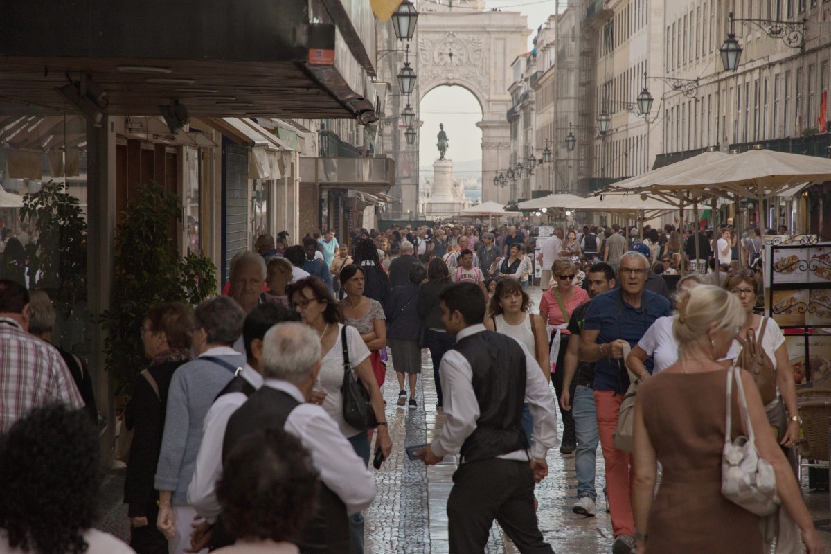 Turistas gastam 33 milhões de euros por dia em Portugal 