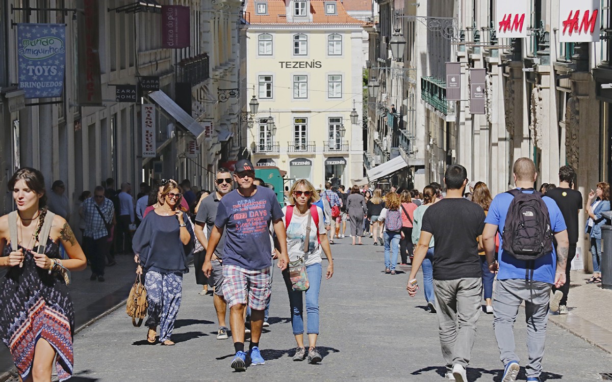 Maior subida das rendas do comércio de rua na Europa aconteceu no... Chiado