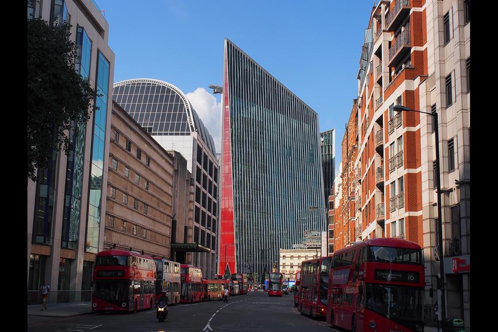 1839996_novafromvauxhallbridgerd_876504