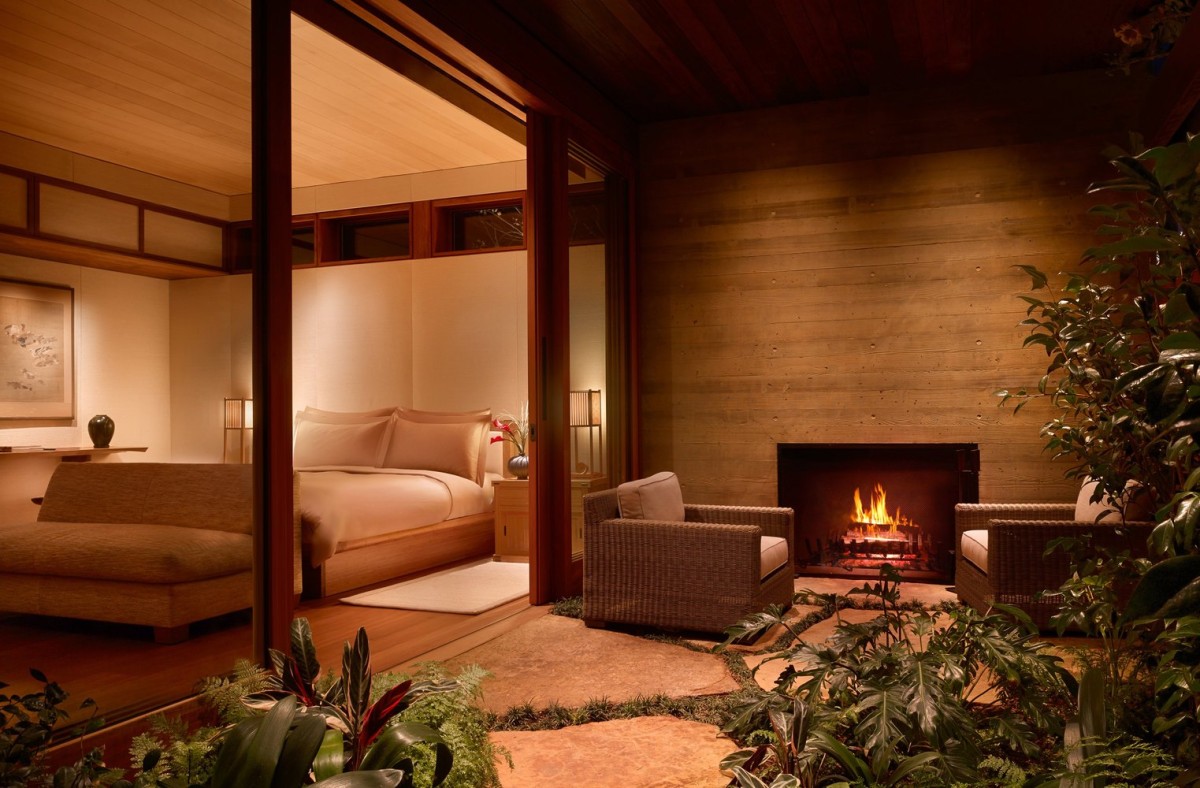 barbara_kraft_garden_fireplace