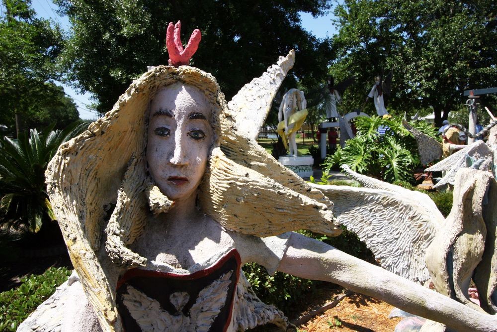 kenny_hill_sculpture_gardenlouisiana-joevare