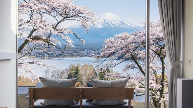 Hoshninoya Fuji: a fusão do minimalismo e do glamour num cenário idílico