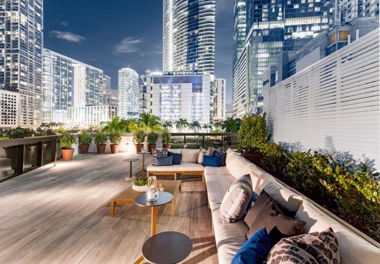 aston-martin-residential-tower-miami-designboom-6-768x534
