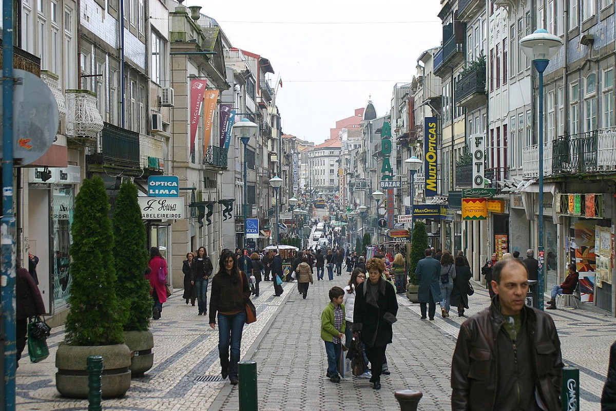 Porto: Rendas de lojas disparam 30% num ano na Rua de Santa Cantarina 