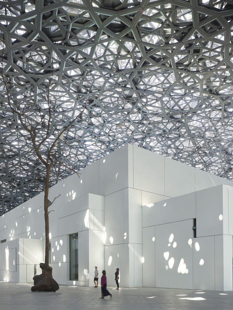 1._louvre_abu_dhabi_-_germination_by_giuseppe_penone
