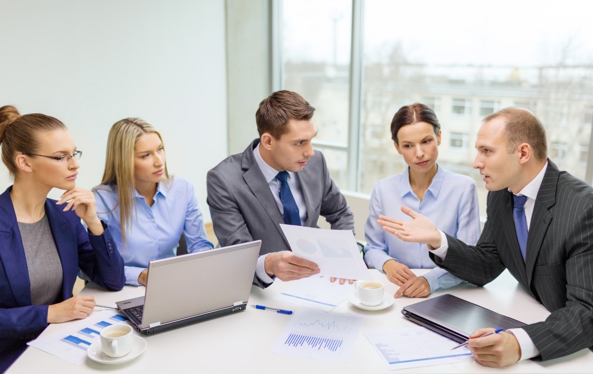 Empresas obrigadas a explicar e corrigir diferenças salariais entre homens e mulheres