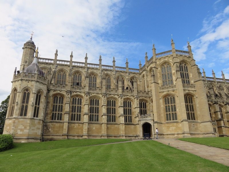Os recém-noivos vão casar neste local...