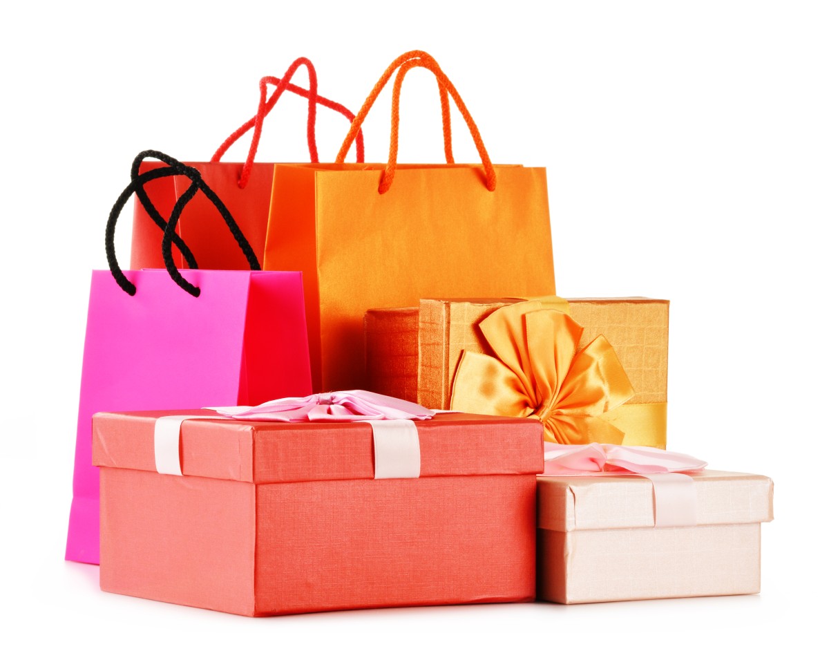 Portugueses vão gastar cerca de 380 euros em compras de Natal 