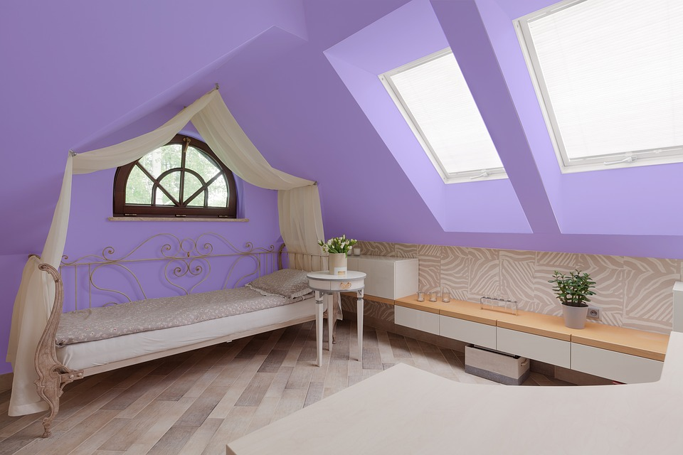 Paredes violeta pixabay