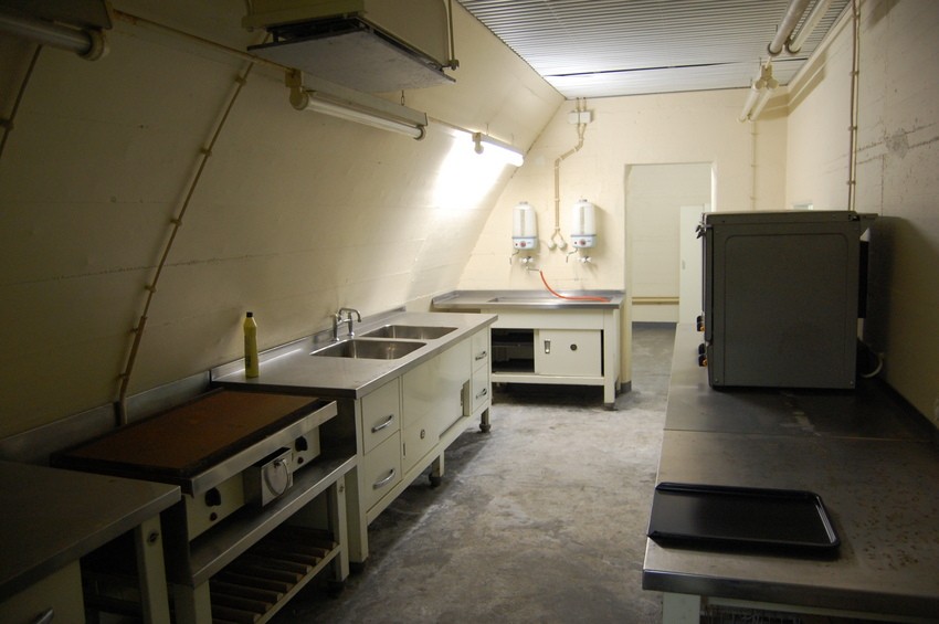 Instalações para alguém sobreviver durante 15 dias