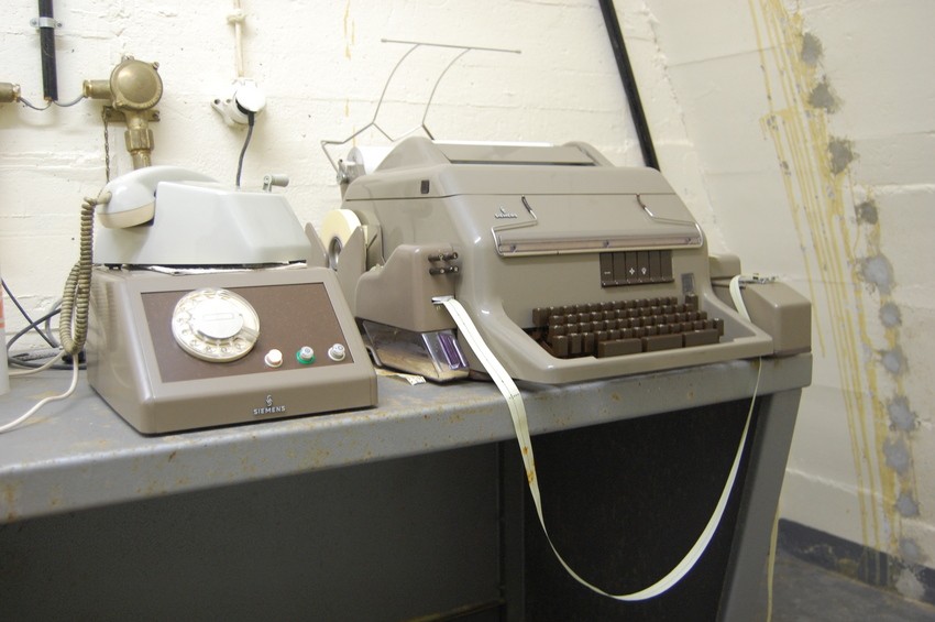 Telefone e Fax para contactar o exterior