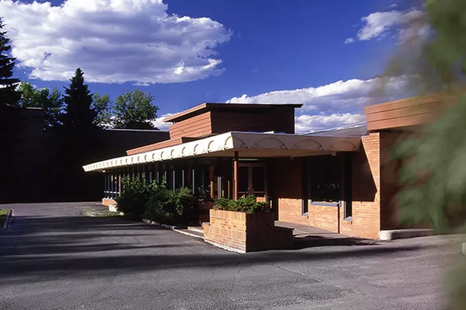 ... e só não o fará se entretanto aparecer um comprador