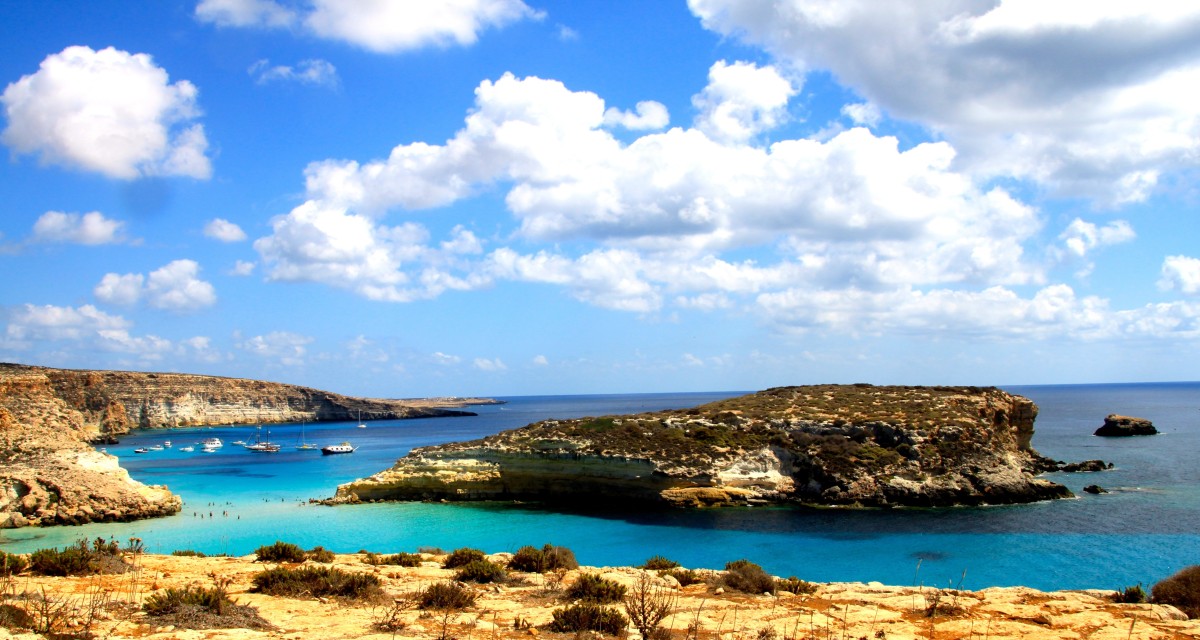 21- Isola dei Conigli, Itália isola_dei_conigli_a_lampedusa