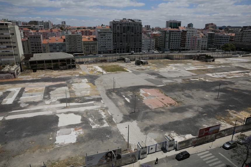 Os terrenos da antiga Feira Popular ... E terrenos da antiga Feira Popular financiam construção de 700 fogos acessíveis