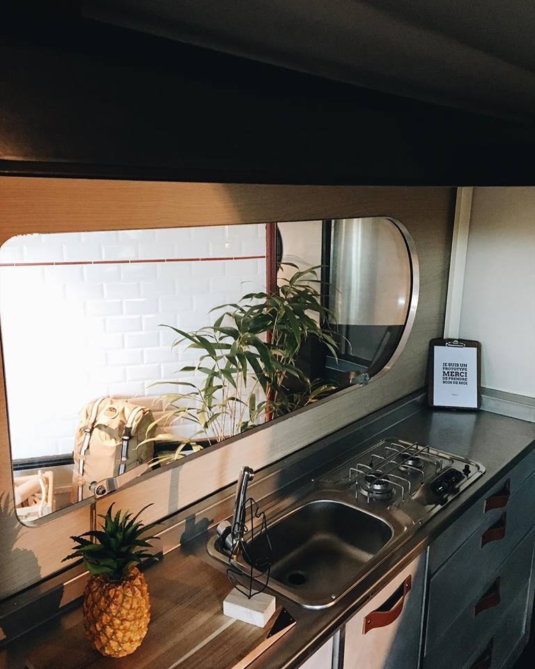 ... e uma cozinha equipada