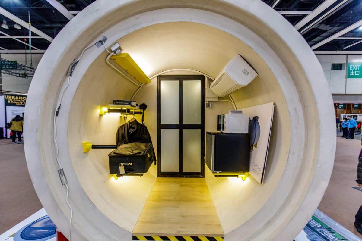 ... e aqui a cozinha/espaço de arrumação