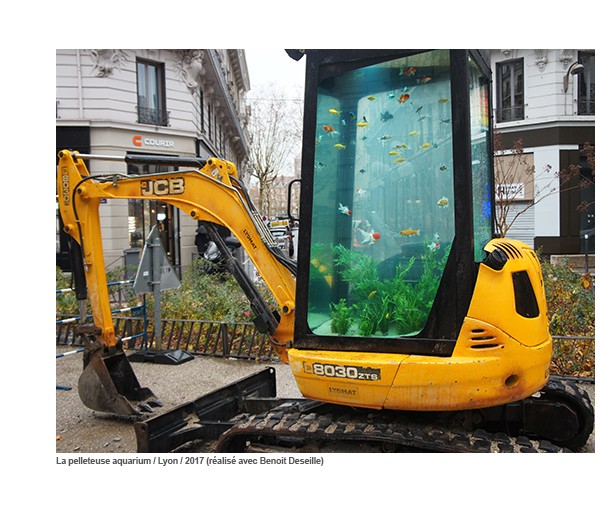 Um trator que é um aquário