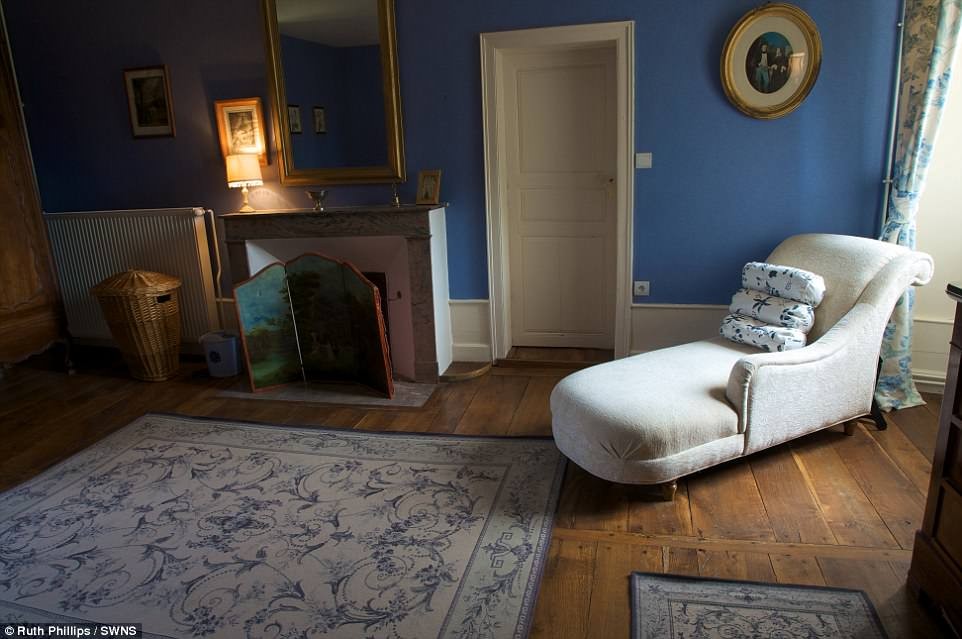 A mansão do céculo XVIII tem nove quartos e quatro casas de banho
