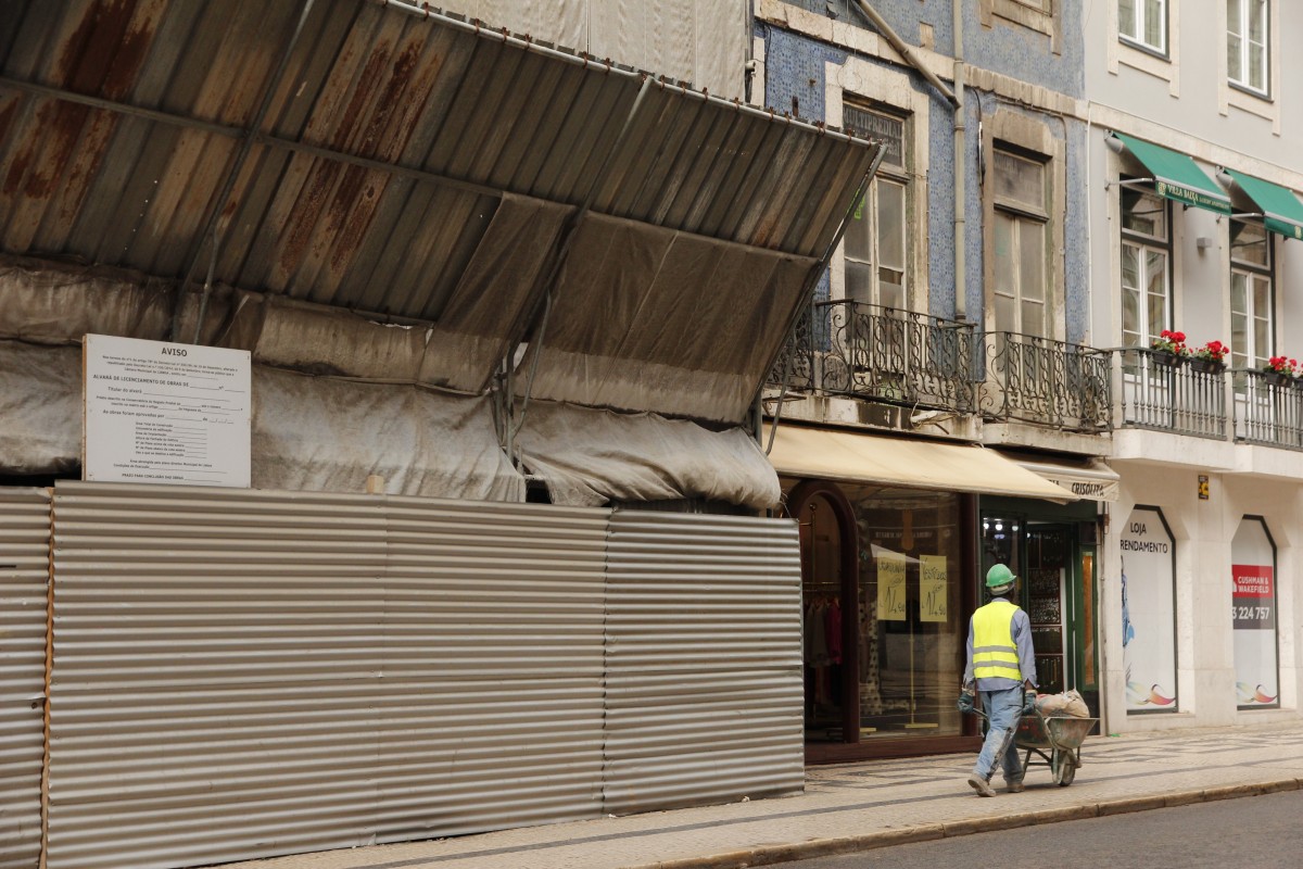 Câmara de Lisboa vai investir 1,6 milhões em zonas e bairros prioritários 