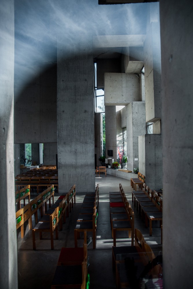 O interior da igreja