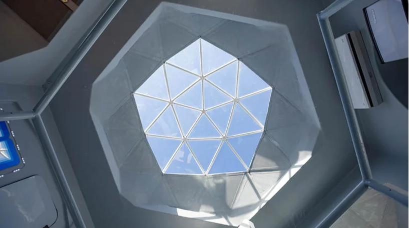 Uma clarabóia para ver as estrelas 