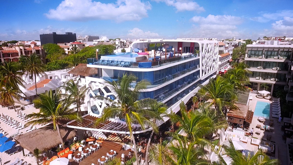 O exterior do hotel