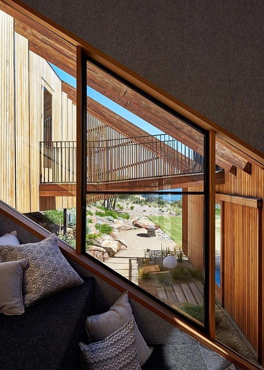 Contacto pleno entre o interior e o exterior bkk_architects