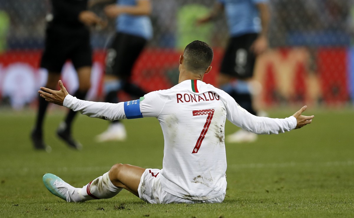 Trabalhadores da Fiat em greve após contratação de CR7