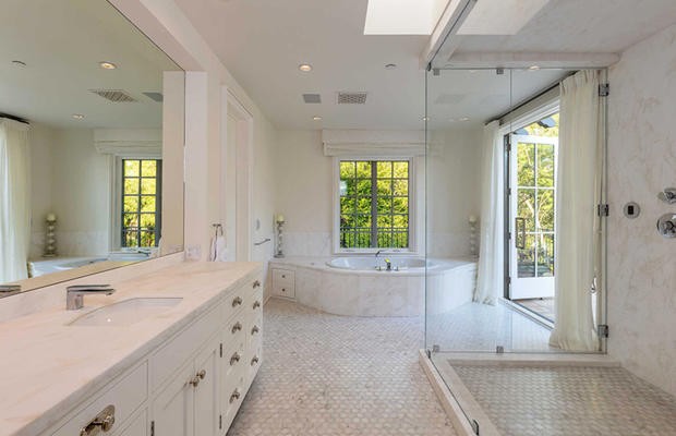 a-antiga-casa-de-madona-em-beverli-hills-05b-foto-top-ten-real-estate-deals_fullview