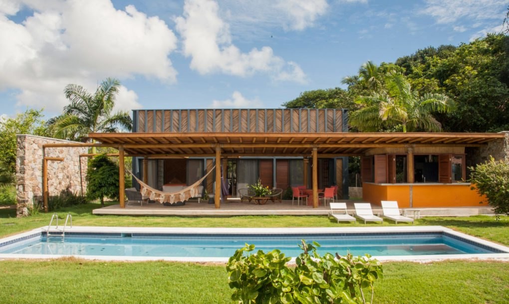 A moradia encontra-se no nordeste brasileiro