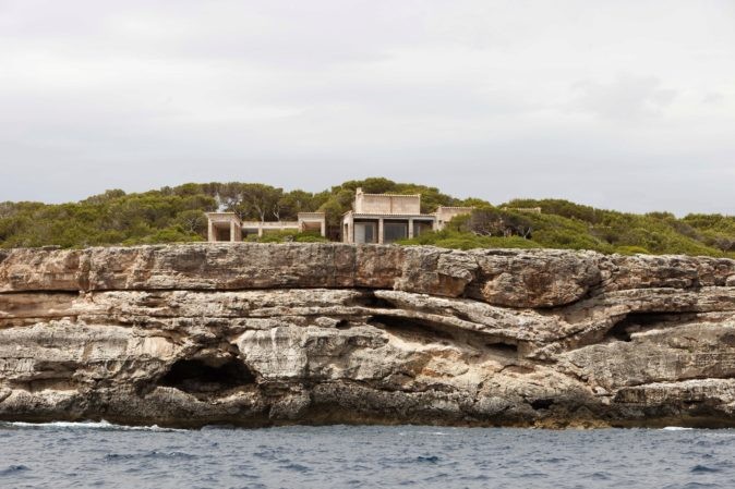 A casa foi construída na falésia