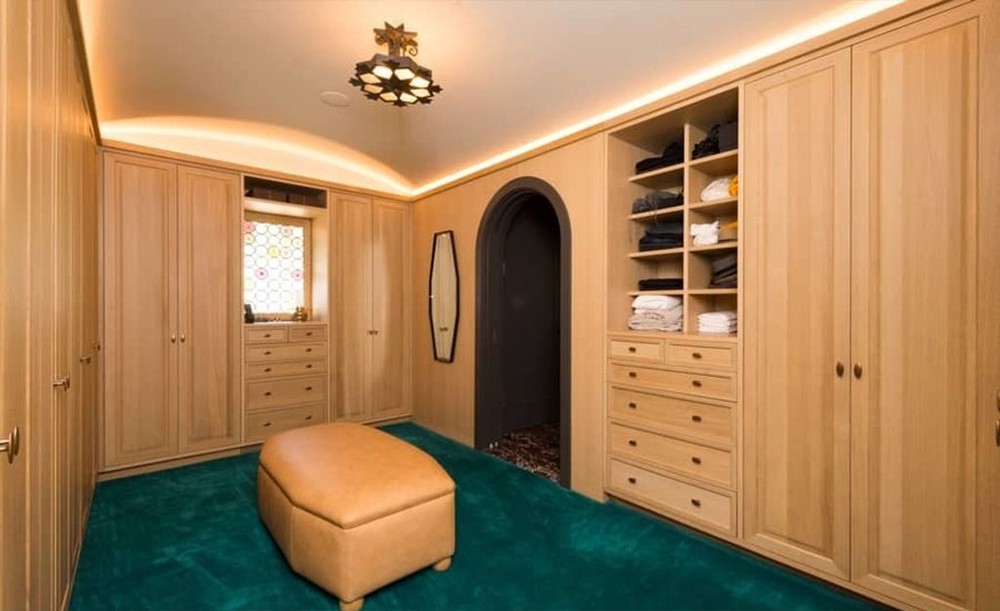 Closet