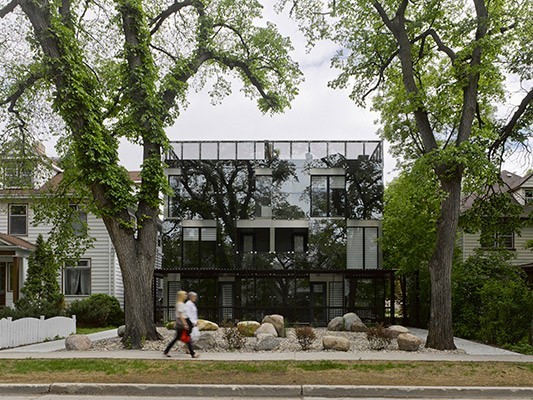 5468796_architecture