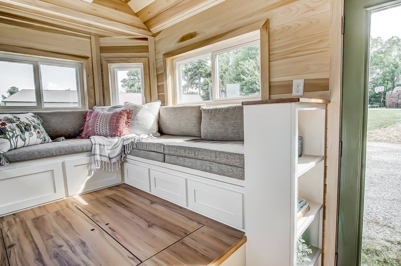 ...e uma decoração de fazer inveja a qualquer casa normal