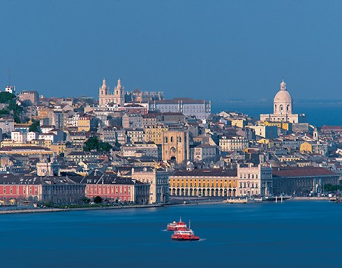 The fashionable city of Lisbon / Wikicommons