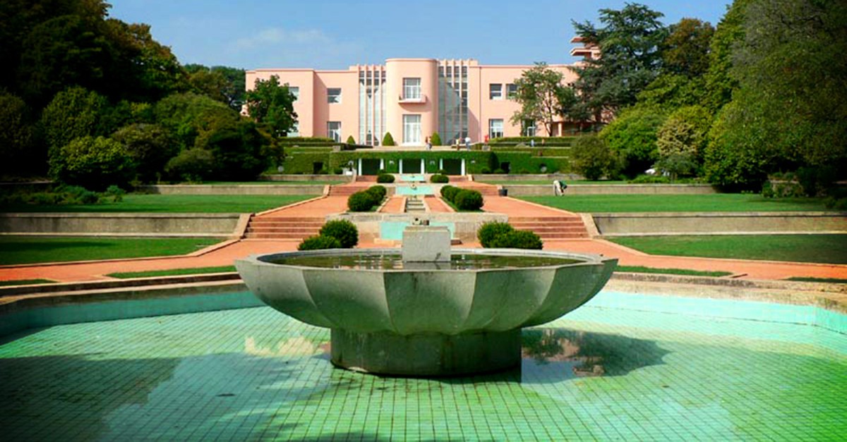 The Serralves Foundation in the Miami palace The Serralves Foundation in the Miami palace