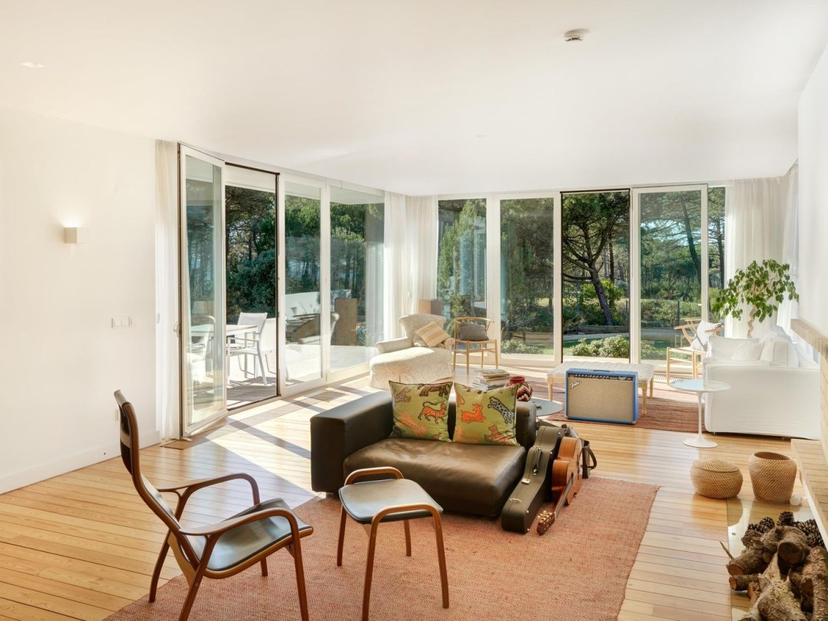 All the communal areas in this house are open and spacious All the communal areas in this house are open and spacious