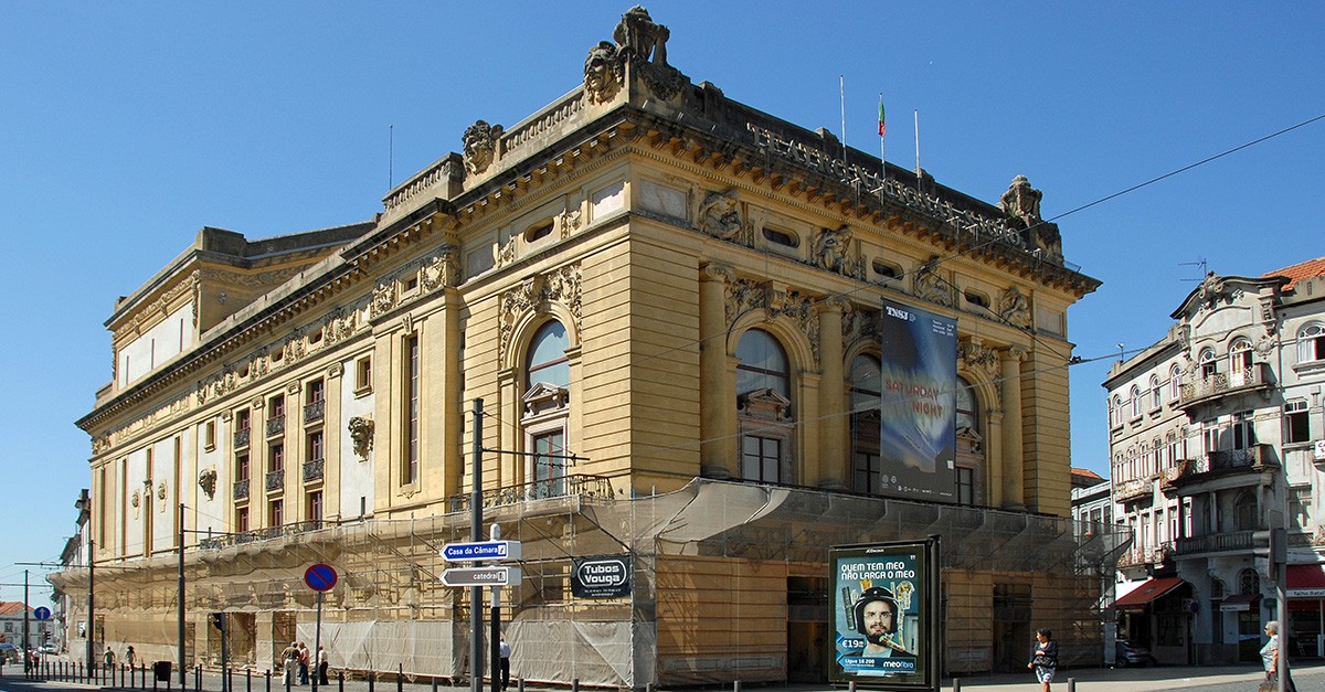 Porto's Teatro Nacional São João Porto's Teatro Nacional São João / Wikipedia