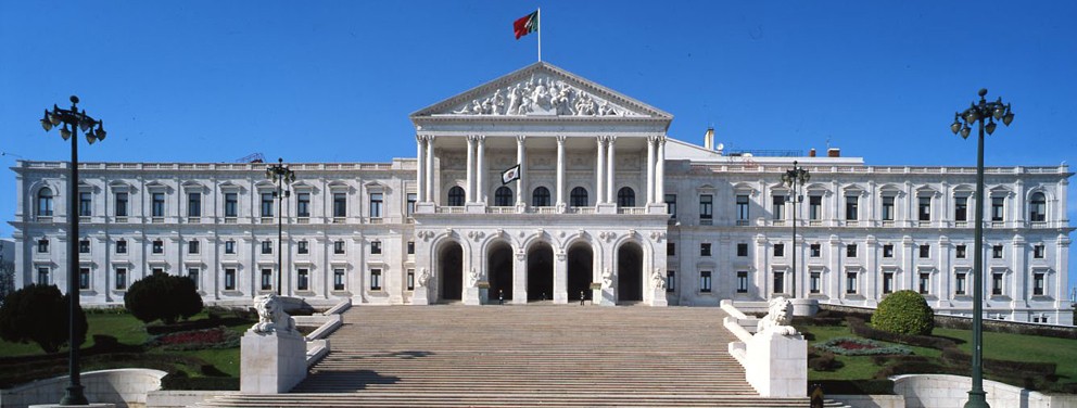 Sprint no Parlamento para aprovar 24 medidas da habitação antes do OE2019