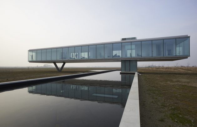 villa-kogelhof-by-paul-de-ruiter-architects-in-the-netherlands-1-630x405